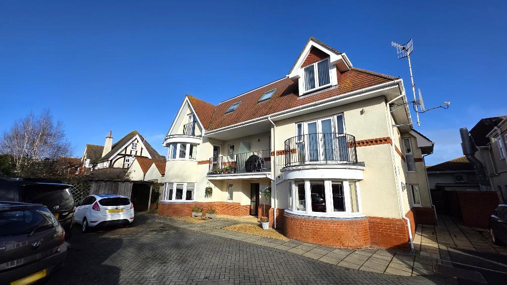 Foreland Road, Bembridge, Isle of Wight, PO35 5XN